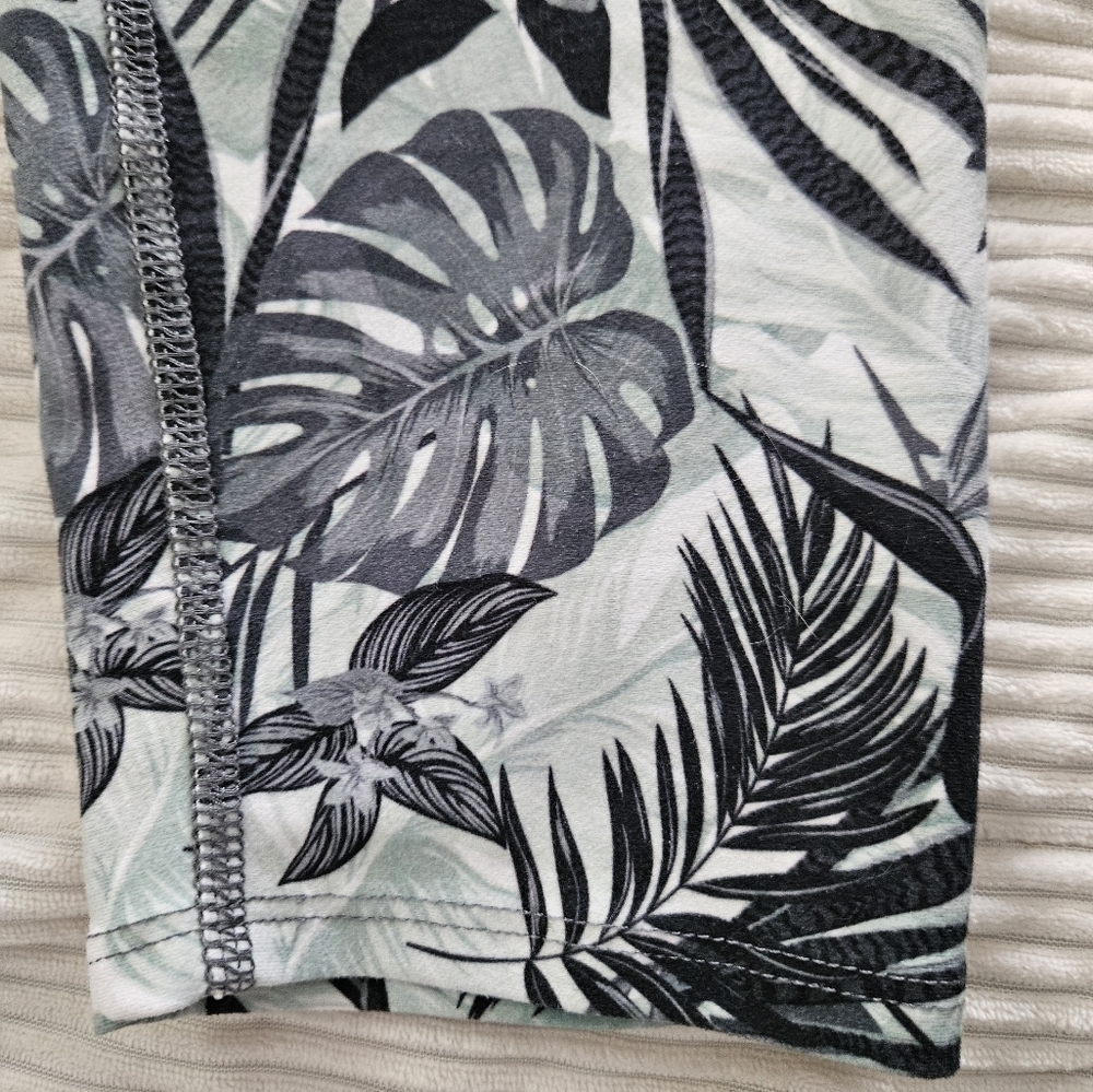 Evolution & Creation Tropical Leaf Print Leggings Size L - Picture 4 of 7